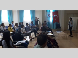 MERSİN BAROSU “KÜÇÜK YAŞTA SUÇ ORANININ AZALTILMASI” KONUSUNU MASAYA YATIRDI
