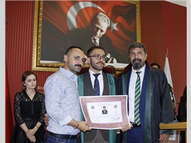 “DURUŞMA SALONLARINDA ŞİDDET GÖRDÜĞÜMÜZÜ, TUTUKLANDIĞIMIZI TARİHE NOT DÜŞÜYORUZ”