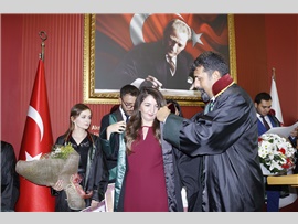 “DURUŞMA SALONLARINDA ŞİDDET GÖRDÜĞÜMÜZÜ, TUTUKLANDIĞIMIZI TARİHE NOT DÜŞÜYORUZ”