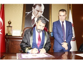 YEMİN EDİP AVUKAT OLDULAR