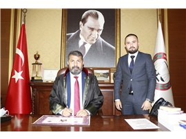 YEMİN EDİP AVUKAT OLDULAR
