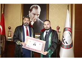 YEMİN EDİP AVUKAT OLDULAR