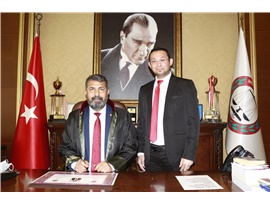YEMİN EDİP AVUKAT OLDULAR