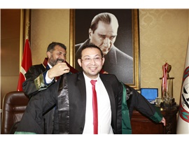 YEMİN EDİP AVUKAT OLDULAR