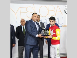 TÜRKİYE JOKEY KULÜBÜ TARAFINDAN MERSİN BAROSU ADINA KOŞU DÜZENLENDİ