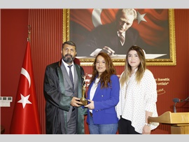 AVUKATLAR GÜNÜ TURNUVALARINDA KUPALAR SAHİPLERİNİ BULDU