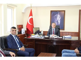 BAŞKANIMIZ ÖZDEMİR, ANAMUR İLÇE KAYMAKAMI BOZDEMİR’İ ZİYARET ETTİ