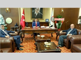 Mersin Sistem Cerrahi Tıp Merkezi Başhekimi Sayın;Prof. Dr. Esat YILGÖR, Başkanımızı makamında ziyaret ettiler.