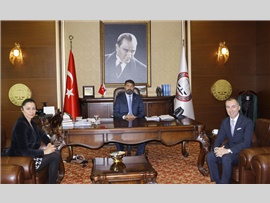 MERSİN BAROSU İLE VM MEDİCAL PARK MERSİN HASTANESİ ARASINDA PROTOKOL İMZALANDI