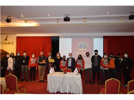 ÖĞRENCİLERE AVUKATLIK MESLEĞİ ANLATILDI