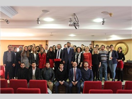 MERSİN BAROSU ‘İNSAN HAKLARI’ KONULU PANEL DÜZENLEDİ