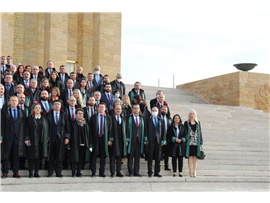 TBB’NİN YENİ YÖNETİMİ İLE BİRLİKTE ATAMIZ’IN HUZURUNA ÇIKTIK
