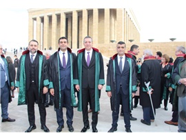 TBB’NİN YENİ YÖNETİMİ İLE BİRLİKTE ATAMIZ’IN HUZURUNA ÇIKTIK