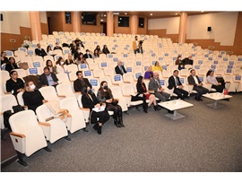 İNSAN HAKLARINA BAKIŞ KONULU PANEL DÜZENLENDİ