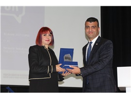 İNSAN HAKLARINA BAKIŞ KONULU PANEL DÜZENLENDİ