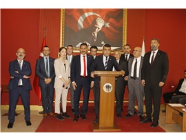 BAROMUZUN KURULUŞUNUN 98. YIL GELENEKSEL PASTA KESİM TÖRENİ YAPILDI