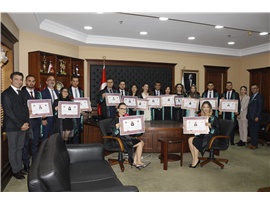 14 STAJYER AVUKATIMIZ CÜBBE GİYDİ