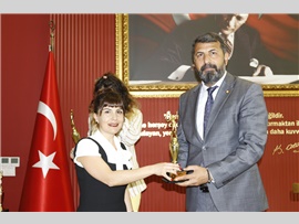 AVUKATLAR GÜNÜ TURNUVALARINDA KUPALAR SAHİPLERİNİ BULDU