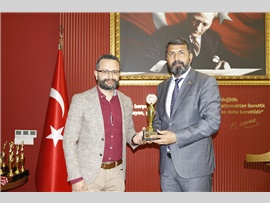 AVUKATLAR GÜNÜ TURNUVALARINDA KUPALAR SAHİPLERİNİ BULDU