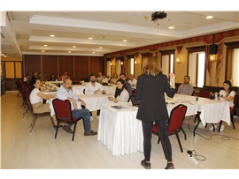 ARABULUCULUK EĞİTİMİNİ TAMAMLAYAN 4. GRUP KATILIMCILAR SERTİFİKALARINI ALDI
