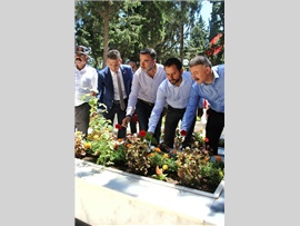 BARO BAŞKANIMIZ AV.ALİ ER, MERSİN VALİLİĞİ “15 TEMMUZ ŞEHİTLERİNİ ANMA, DEMOKRASİ VE MİLLİ BİRLİK GÜNÜ” PROGRAMI KAPSAMINDA ŞEHİTLİK ZİYARETİNDE BULUNDU.