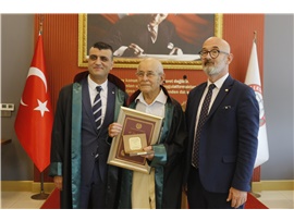 AV. ŞARMAN TOROĞLU'NA MESLEKTE 60. YIL PLAKETİ TAKDİM EDİLDİ