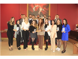 CUMHURİYET KUPASINDA DERECEYE GİREN AVUKATLARIMIZA PLAKET VERİLDİ
