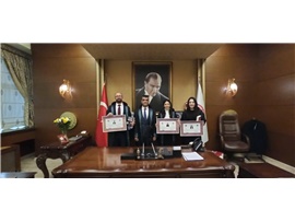3 STAJYER AVUKATIMIZ CÜBBE GİYDİ