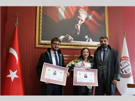 İKİ GENÇ AVUKATIMIZ YEMİN EDİP CÜBBE GİYDİ