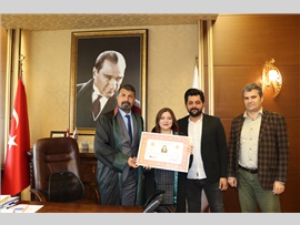 İKİ GENÇ AVUKATIMIZ YEMİN EDİP CÜBBE GİYDİ