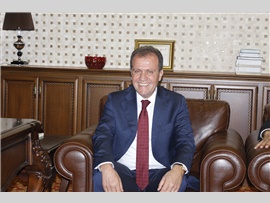 CHP MERSİN BÜYÜKŞEHİR BELEDİYE BAŞKAN ADAYI VAHAP SEÇER BAROMUZU ZİYARET ETTİ