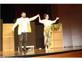 AVUKATLARIMIZ ‘AMCA SİZE İNSAN DİYEBİLİR MİYİM?’ TİYATRO OYUNUNU SAHNELEDİ