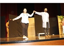 AVUKATLARIMIZ ‘AMCA SİZE İNSAN DİYEBİLİR MİYİM?’ TİYATRO OYUNUNU SAHNELEDİ