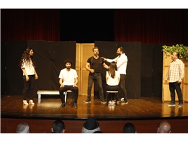 AVUKATLARIMIZ ‘AMCA SİZE İNSAN DİYEBİLİR MİYİM?’ TİYATRO OYUNUNU SAHNELEDİ