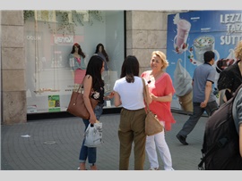 MERSİN BAROSU ÇOCUK HAKLARI MERKEZİMİZ TARAFINDAN DÜNYA ÇOCUK İŞÇİLİĞİ İLE MÜCADELE GÜNÜ KAPSAMINDA FORM AVM DE STAND KURULDU