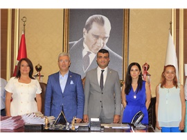 CHP MERSİN MİLLETVEKİLİ ANTMEN’DEN, BARO BAŞKANIMIZ ÖZDEMİR’E ZİYARET