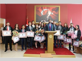 MERSİN BAROSU’NDA RUHSAT HEYECANI