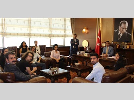 BARO BAŞKANI ER’DEN STAJYER AVUKATLARA TAVSİYE: “TOPLUMSAL YAŞAMDA ETKİN OLUN”