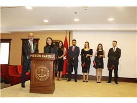 6 STAJYER AVUKATIMIZ CÜBBE GİYDİ