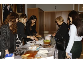 ÇOCUK EVLERİNDE KALAN ÇOCUKLARA BAYRAM SEVİNCİ YAŞATMAK İÇİN KERMES DÜZENLENDİ