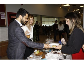 ÇOCUK EVLERİNDE KALAN ÇOCUKLARA BAYRAM SEVİNCİ YAŞATMAK İÇİN KERMES DÜZENLENDİ
