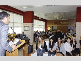 MERSİN BAROSU’NDA KUPA SEVİNCİ