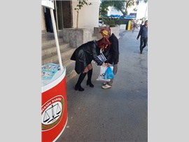 MERSİN BAROSU ‘İNSAN HAKLARI’ STANDI AÇTI