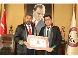 İDRİS TURGUT YEMİN EDEREK AVUKAT OLDU