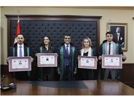 DÖRT STAJYER AVUKATIMIZ, AVUKATLIK RUHSATNAMESİNİ ALDI