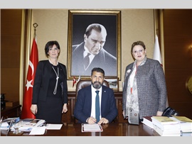 MERSİN BAROSU İLE MERSİN BAHÇEŞEHİR KOLEJİ ARASINDA  PROTOKOL İMZALANDI