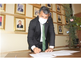 AVUKATLAR İÇİN AŞI KAMPANYASINA İMZA ATARAK DESTEĞİNİZİ BEKLİYORUZ