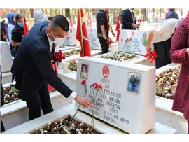 MERSİN BAROSU 15 TEMMUZ ŞEHİTLERİNİ ANDI