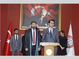 YEŞİLBOĞAZ:  “DEMOKRATİK VE ÇAĞDAŞ HUKUKUN YENİDEN TESİSİNDE ÖNCÜ ROL ALMALIYIZ”
