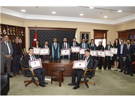 11 STAJYER AVUKATIMIZ CÜBBE GİYDİ